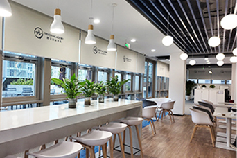 上海唯尋國(guo)際(ji)教育_環境相冊